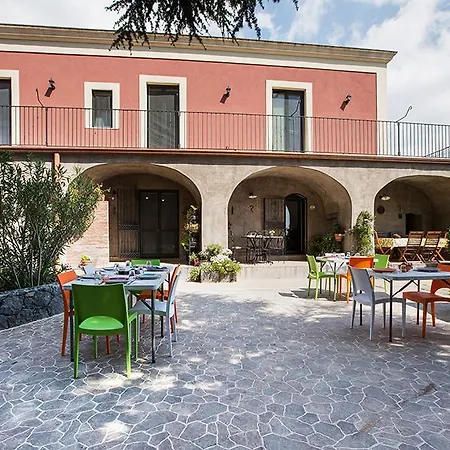 Casale Poggio Del Tiglio Country house Viagrande